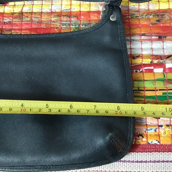 Coach - Picture 9 of 10